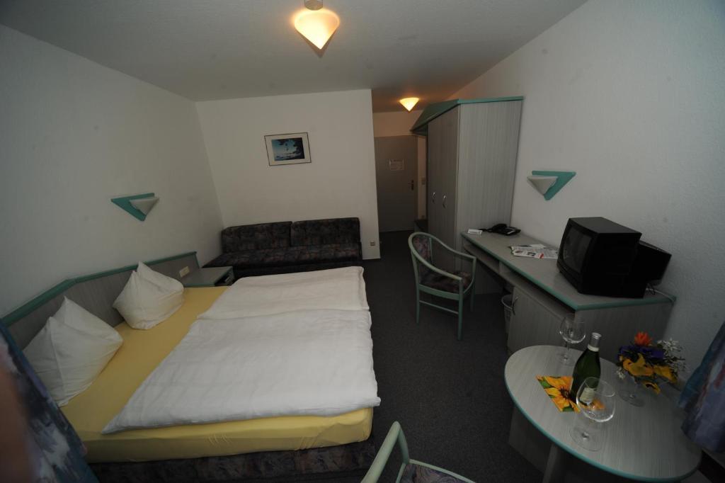Hotel Am Markt Sagard Habitación foto
